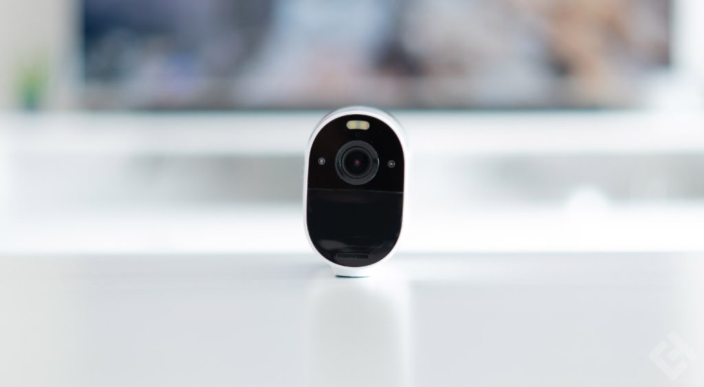 test arlo essential spotlight camera xl