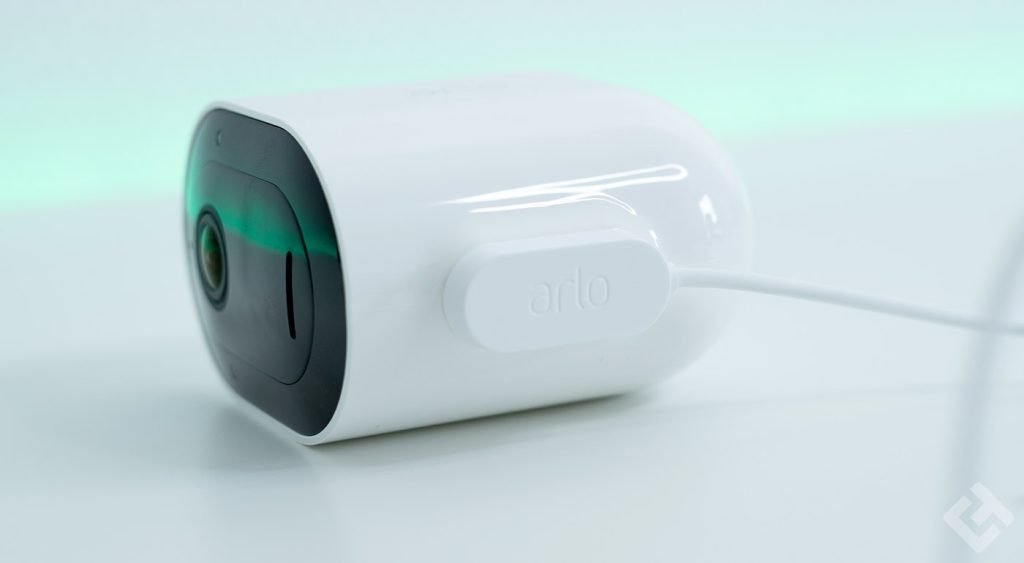 chargement arlo pro 4